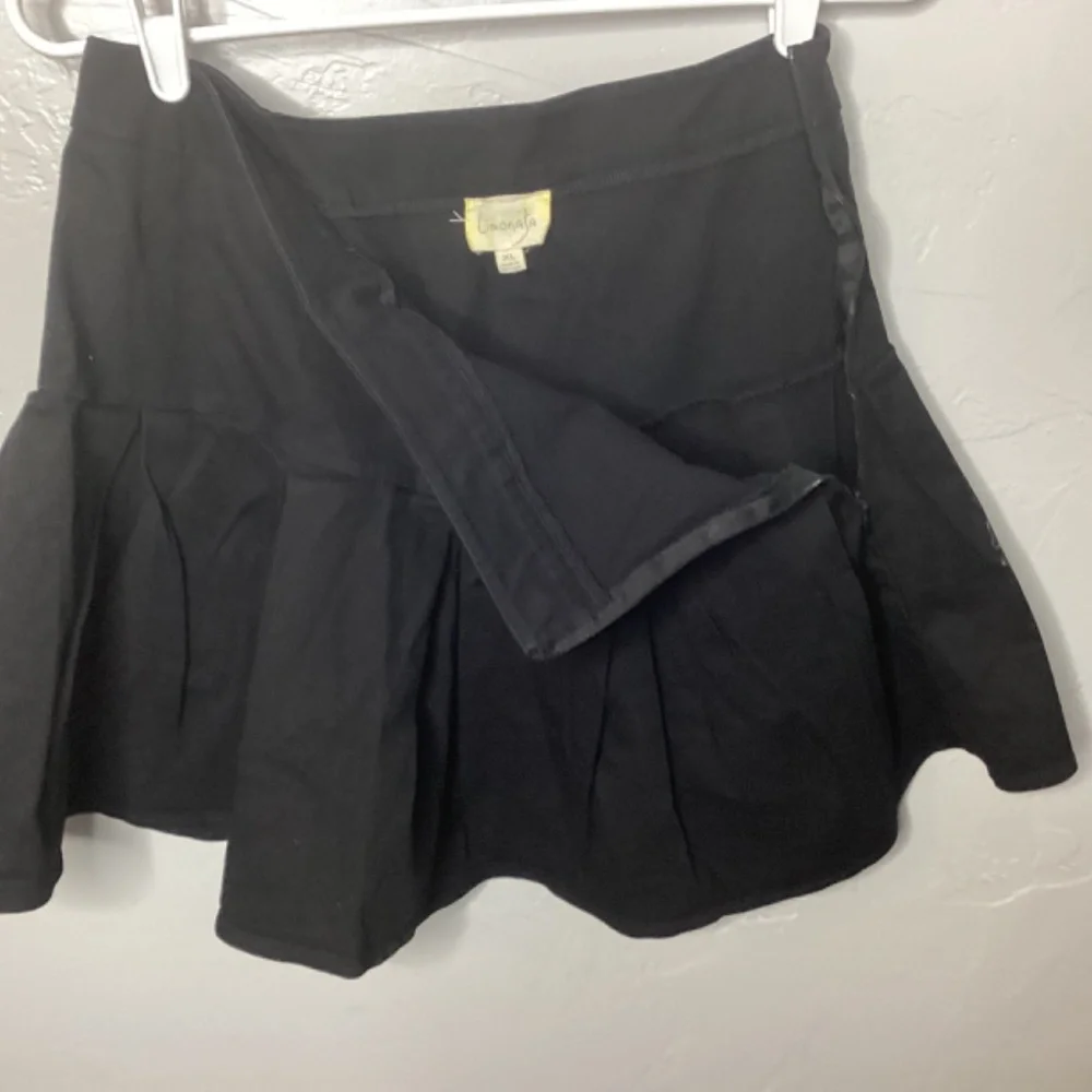 Limonata‎ skirt size XL color black